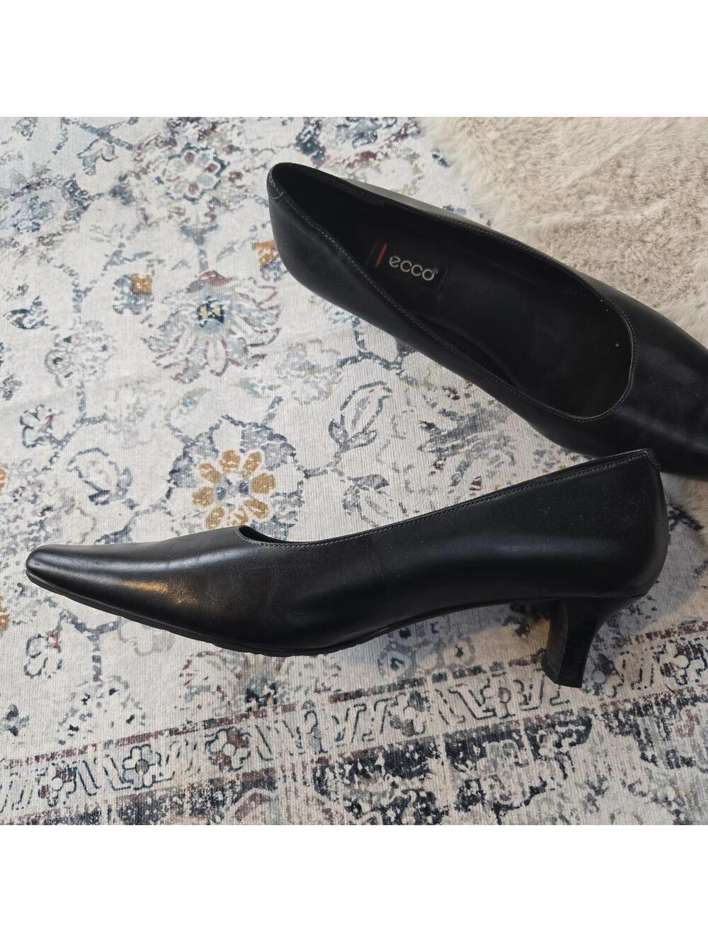 Ecco Black Heeled Shoe Women Casual Fancy Heel Women EU 40 - Picture 2 of 10